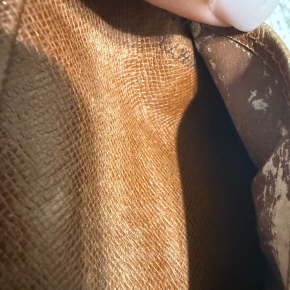 Louis Vuitton Monogram Canvas Pochette Passport Wallet - Picture 16 of 16